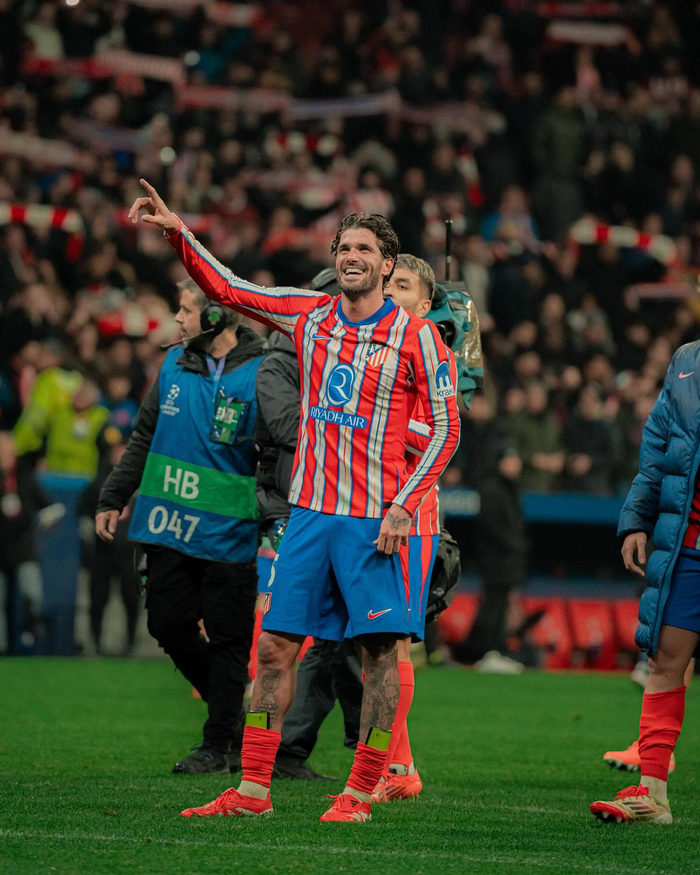 科曼：诺阿-朗和我说，那不勒斯季前28天集训他从没见过球（科曼：诺阿-朗称在那不勒斯季前28天集训中他一次都没碰到球）