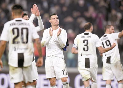 国足友谊赛战胜韩国展现新阵容（国足热身赛力克韩国，全新阵容亮相）