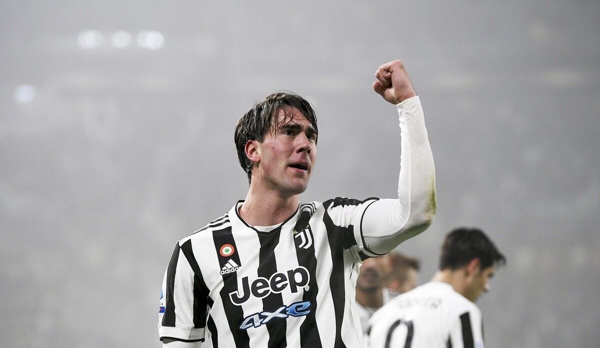 不看好邵佳一执教国足❗详细介绍邵佳一履历❗（邵佳一执教国足前景存疑：生涯履历详解）