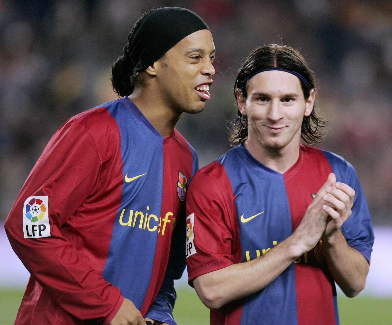 每体：杰拉德·马丁在左中卫上的表现，比其当左后卫时更亮眼（每体：杰拉德·马丁踢左中卫更出彩，强于担任左后卫时）